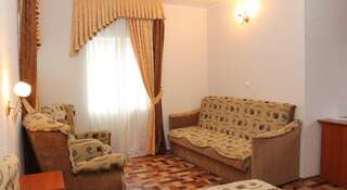 Гостевой дом OAI park resort Рыбачье Семейный полулюкс-1